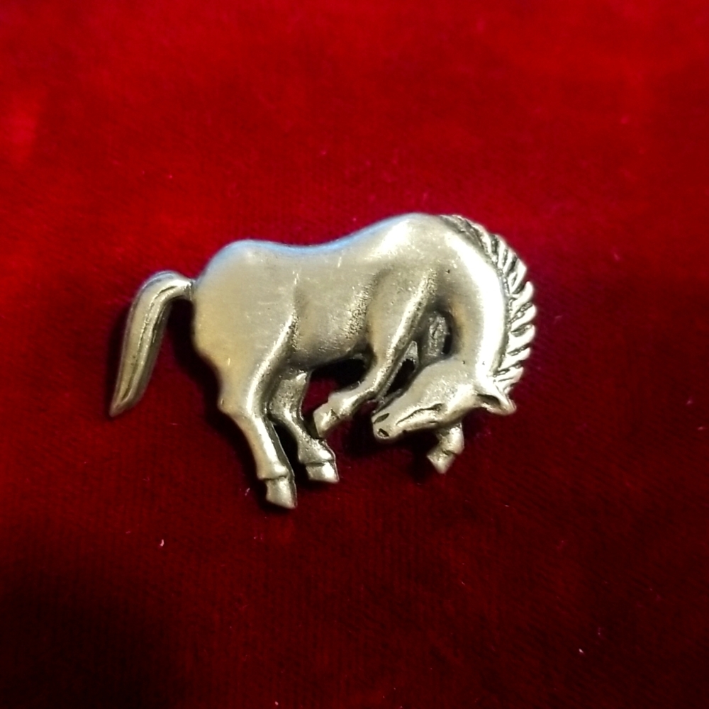 AJR CO Pewter Horse Pin
